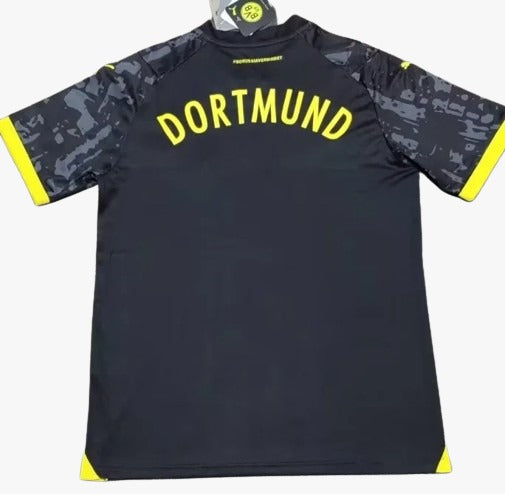 Dortmund 2023/2024 away shirt